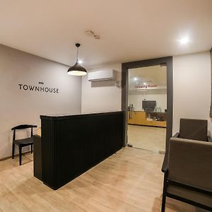 Super Townhouse Near Appu Ghar